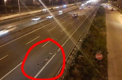 Bari, cadono calcinacci 
da cavalcavia su tangenziale