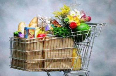 «Adotta una famiglia in difficoltà», iniziativa dei Market solidali nel Brindisino