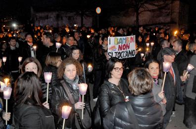 #stopallapedofilia Bari 
contro i predatori di bambini