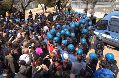 Tap, l'azienda chiude gli uffici
Allarme dell'antiterrorismo