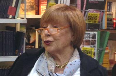 Bari, «Sempre fra le nuvole» di Carmen Mari