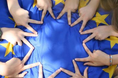 Condividi una foto con #Friends4Europe 