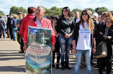 Presidio di donne e bambini 
 contro il depuratore di Manduria