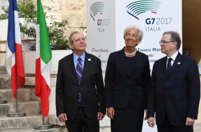 G7 a Bari, l'arrivo al castello svevo di ministri e delegati