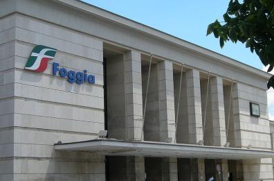 Foggia, aggredisce e minaccia la capotreno: arrestato 42enne 