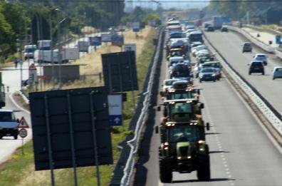 Martedì 200 trattori partiranno da Foggia verso il Molise: slitta la protesta