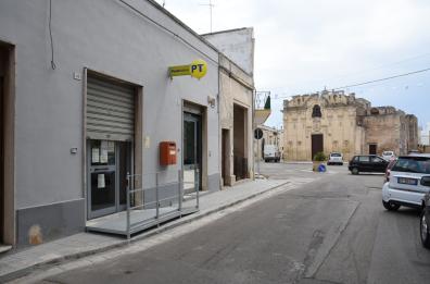 Fanno rapina in ufficio postale
e soccorrono la direttrice