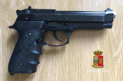 Bari, si vanta con un sms
della rapina: arrestato 19enne