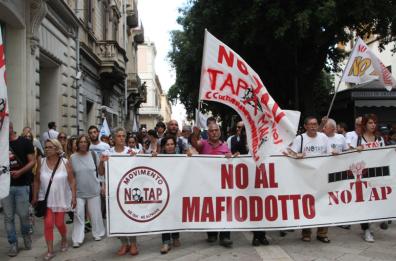 Tap, il gasdotto infiamma il M5S
«Elettori traditi». Emiliano: ci sono io
Vd: Dibattista disse: via in 15 giorni