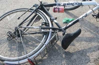 Scontro auto-bici, 28enne muore in ospedale a Brindisi