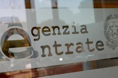 Puglia, è Gatta (FI) il «paperone» dei deputati, Stefanazzi primo per i contributi elettorali