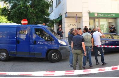Bari, assalto a portavalori