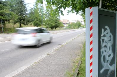 Circondati da autovelox
Potenza, record su una strada