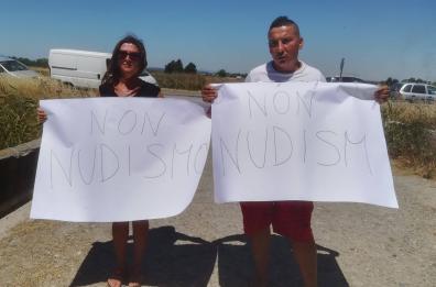 Scanzano Jonico, bagnanti
in rivolta contro i nudisti