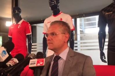 «Presidente, faccia chiarezza
sulle voci attorno al Bari»