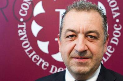 Nero, a Troia premio a chi ama e racconta il vino
