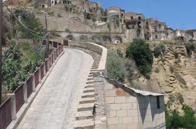 Basilicata, il governatore Bardi: «Nuove opportunità con il Pnrr per le aree interne»