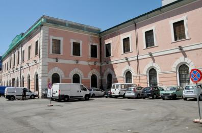 Ex Manifattura Tabacchi a Bari, la «fabbrica delle donne»