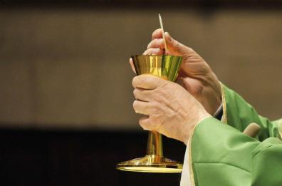 Cerignola, furto sacrilego
rubate le ostie consacrate
