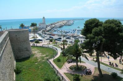 Manfredonia, positivi 34 ragazzi su 400 in vacanza si temono i rischi di un maxi contagio