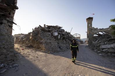Terremoto Ischia, i 3 fratellini eroi: 
«Così Ciro ha salvato Mattias»
La Procura Napoli: ipotesi inchiesta 