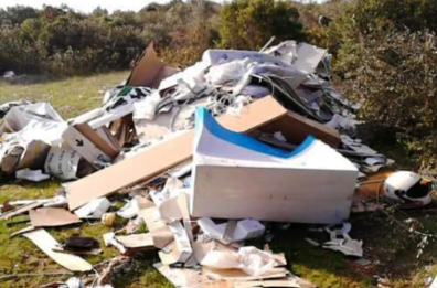 Rifiuti, ora il proprietario
è obbligato a ripulire il sito