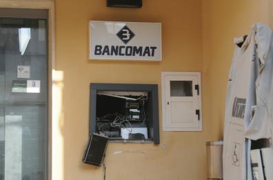 Torna la banda del bancomat
«bomba» a Morciano di Leuca