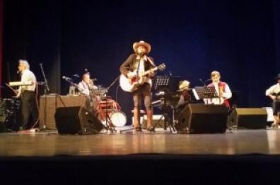«Non si muore tutte le mattine»
Tournée di Capossela in Bosnia