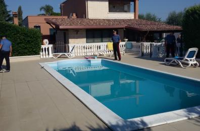 Bracciante per il Fisco
ma con villona e piscina
