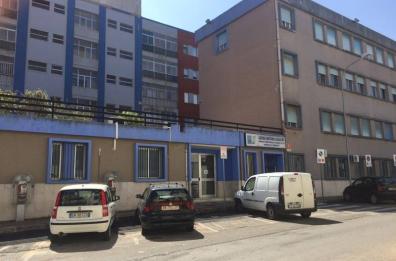 Farmacia ospedaliera
solo a un quarto di servizio
Disagi per i tanti utenti