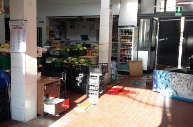 Lecce, ladro nel mercato
schiacciato da frigo: ferito