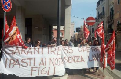 Barletta, caos refezione
protestano i dipendenti