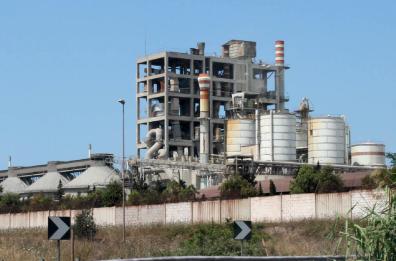 Taranto, dubbi sulle ceneri usate da Cementir: «C'è bisogno di chiarezza»