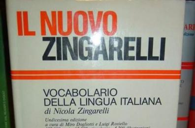 Lo Zingarelli compie 100 anni
e si racconta nelle scuole
da Cerignola al resto d'Italia