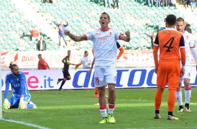 Il Bari batte l'Ascoli 3-0
Grosso: dobbiamo crescere