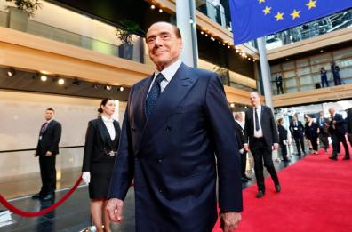 Berlusconi, la proposta di Mazzotta: «Dedicare all'ex premier una via in ogni città pugliese»