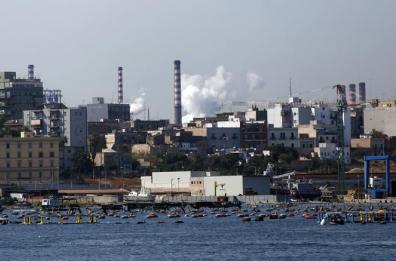 Contro Eni ed Ilva
raccolte 1300 firme