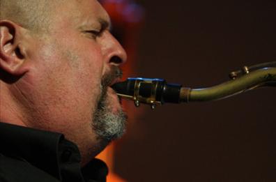 Bari, il sassofonista  Michael Rosen in concerto