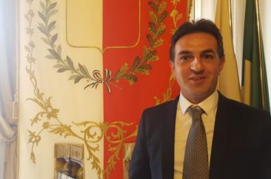 Bari, si vota la variazione
al bilancio ma l'assessore 
interessato: non so nulla