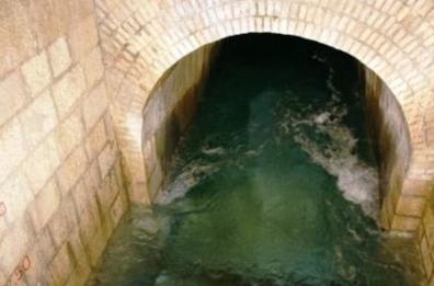 Legge per l'acqua al Sud
è lite tra Emiliano e De Luca