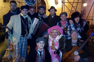 Il panettone ancora da digerire
ma a Putignano &egrave; gi&agrave; Carnevale 