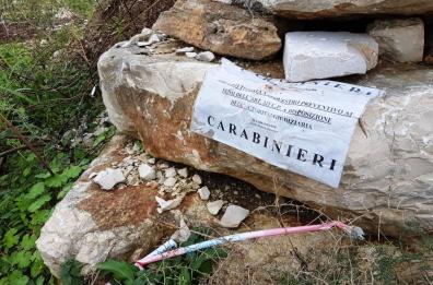 La «cava dei veleni bis» 
continua ancora a fumare