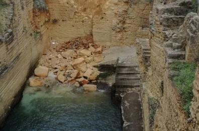 Santa Cesarea
la falesia crolla
sul porticciolo