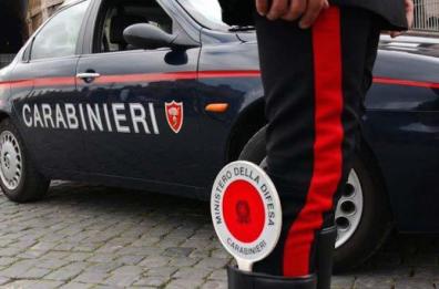 Foggia, controlli dei cc in palazzo ex Onpi: sequestrato kit-rapina pronto all'uso, un arresto