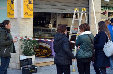 Bari, a fuoco nella notte
un bar al rione Japigia

