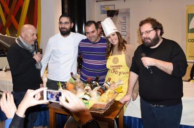 «Penne al dente»
ecco i cronisti
maghi in cucina