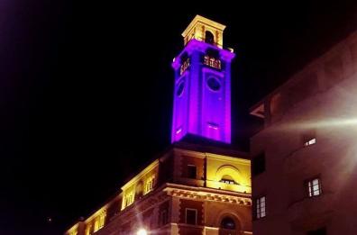 Giornata dell'epilessia
in Puglia monumenti viola