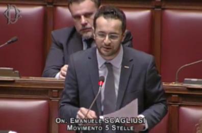Rimborsopoli M5S, coinvolti
altri due parlamentari pugliesi
Scagliusi: mille euro per le cure