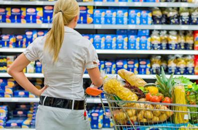 Orario e stipendio ridotti per evitare tagli: salvati 69 posti di lavoro in ipermercato San Severo