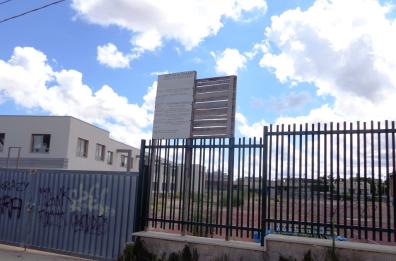 Il liceo sportivo Simone
 senza impianti sportivi